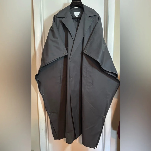 NWT Bottega Veneta Gabardine Wrap Sleeve Coat in Iron Size Small - Picture 7 of 16